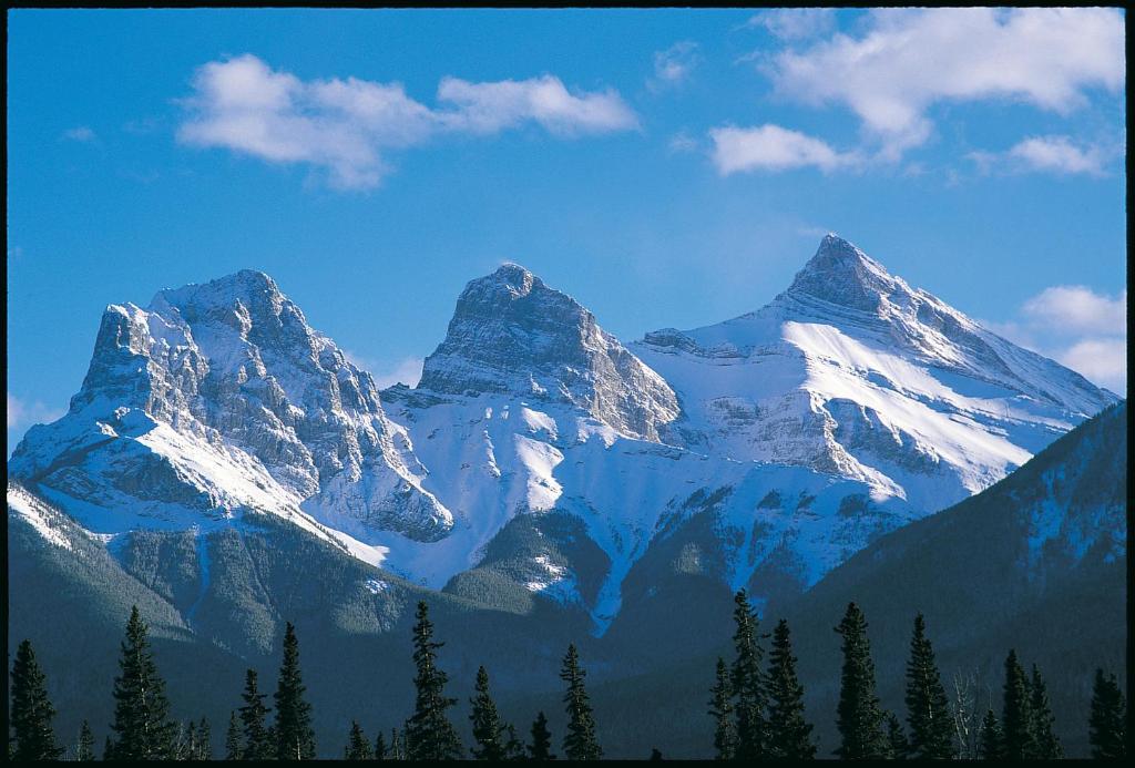 Canmore Crossing Exterior photo