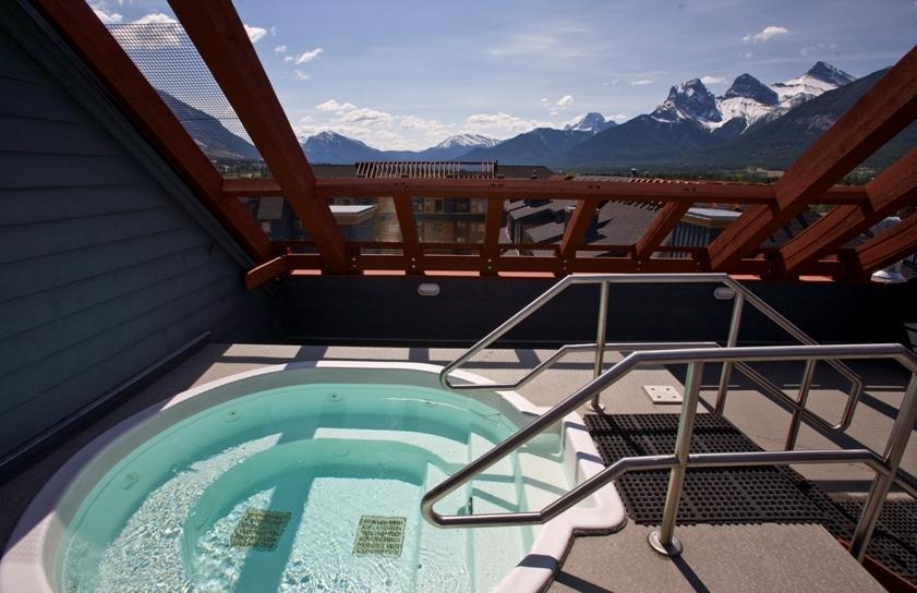 Canmore Crossing Exterior photo